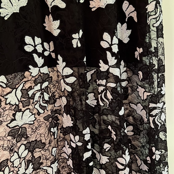 *New* without tags Dress the Population Embellished Gown - Picture 3 of 7